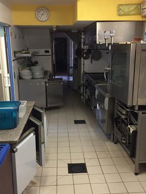 Fonds de commerce - 400 m²