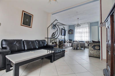 Maison ancienne - 100 m² - 5 pièces