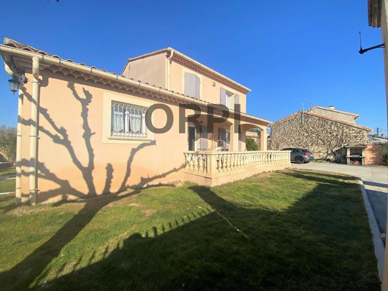 Villa - 212 m² - 8 pièces