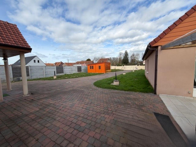 Propriété - 137 m² - 5 pièces