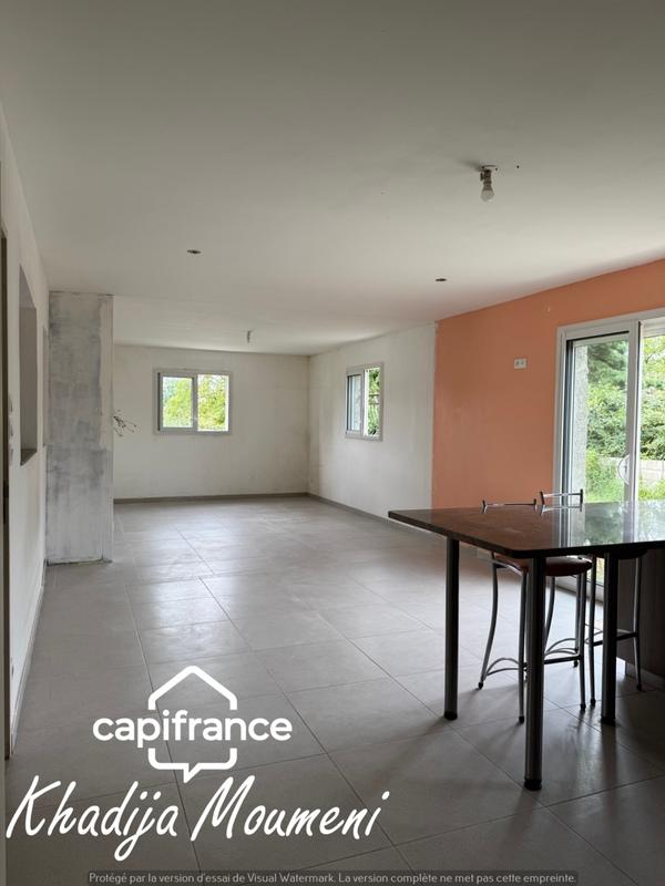 Maison - 138 m² - 5 pièces