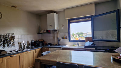 Appartement - 100 m² - 4 pièces