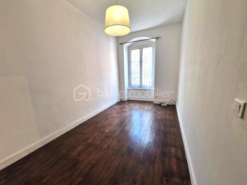 Appartement - 68 m² - 2 pièces