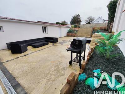 Maison - 112 m² - 6 pièces