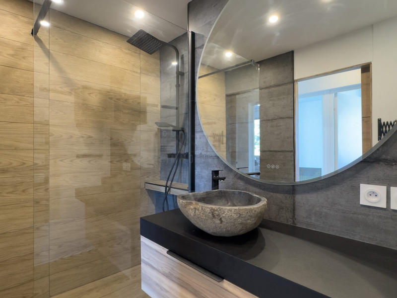 Appartement - 97 m² - 5 pièces