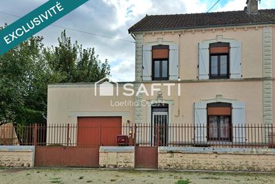 Maison - 96 m² - 4 pièces