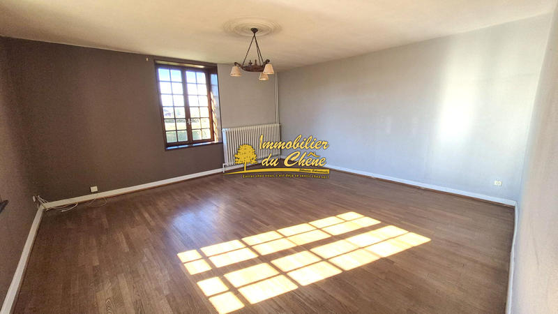 Maison - 99 m² - 5 pièces