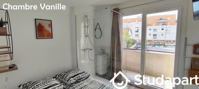 Chambre - 10 m² - 1 pièce