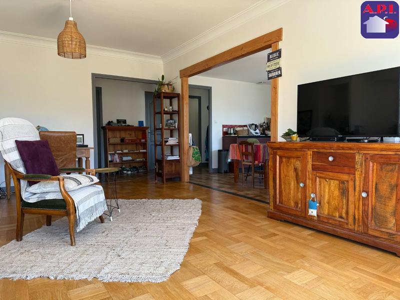 Maison - 162 m² - 6 pièces