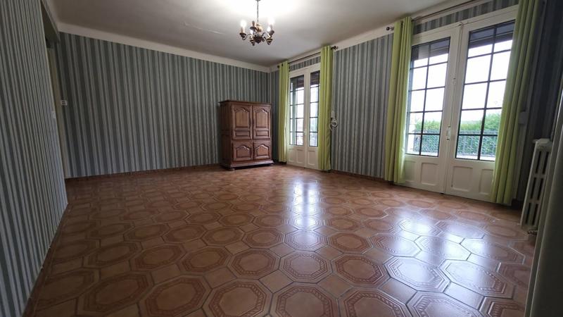 Maison - 91 m² - 8 pièces