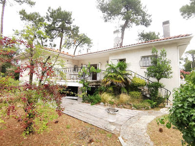 Villa - 185 m² - 7 pièces