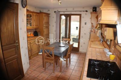 Maison de village - 136 m² - 6 pièces