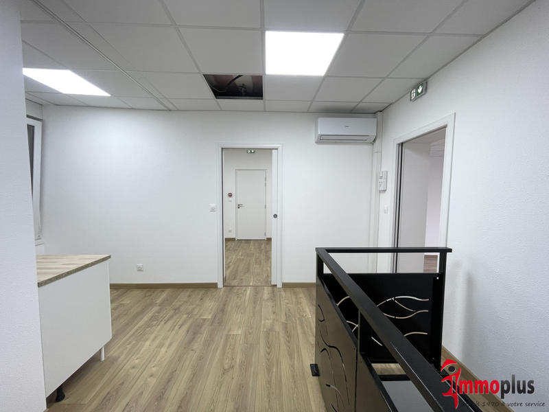 Local commercial - 112 m²