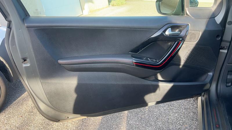 Peugeot 208 I 1.6 Thp Gti