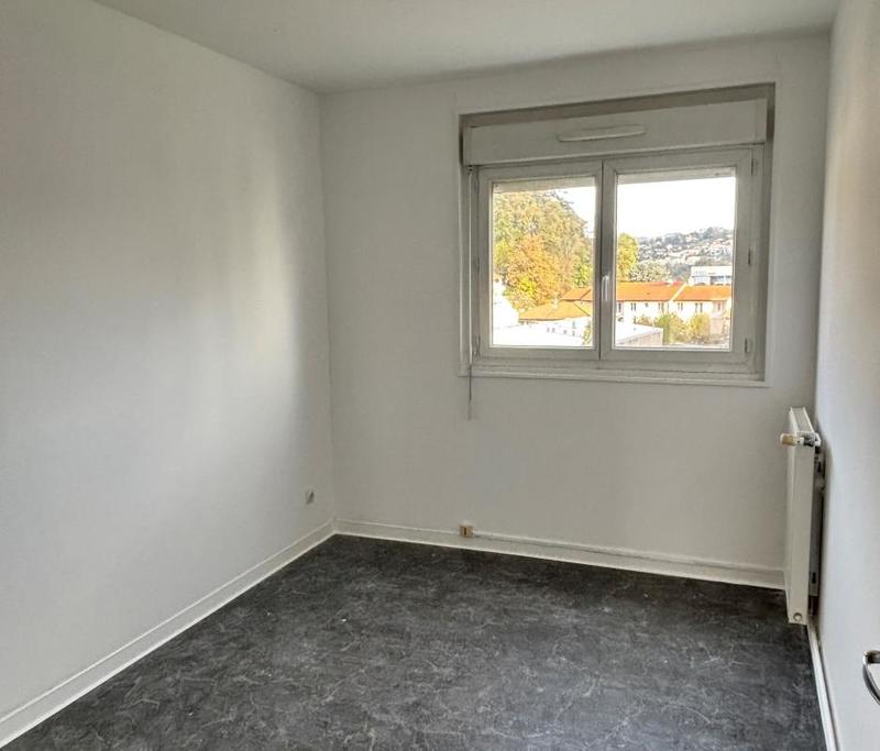 Appartement - 76 m² - 4 pièces