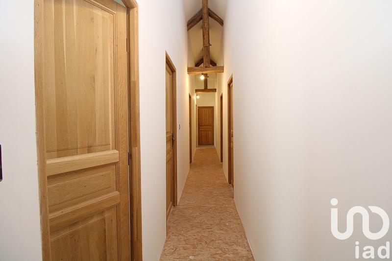 Maison - 180 m² - 10 pièces