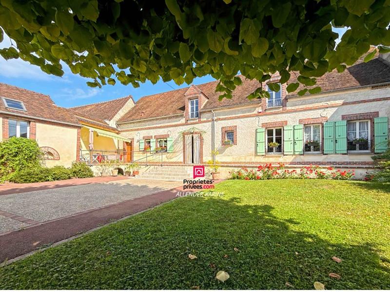 Maison - 258 m² - 6 pièces