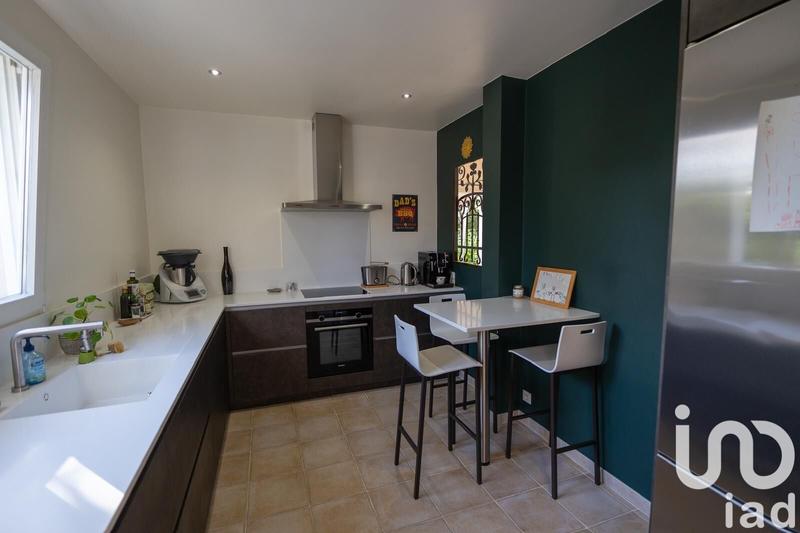 Maison - 180 m² - 7 pièces