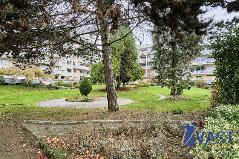 Appartement - 122 m² - 4 pièces