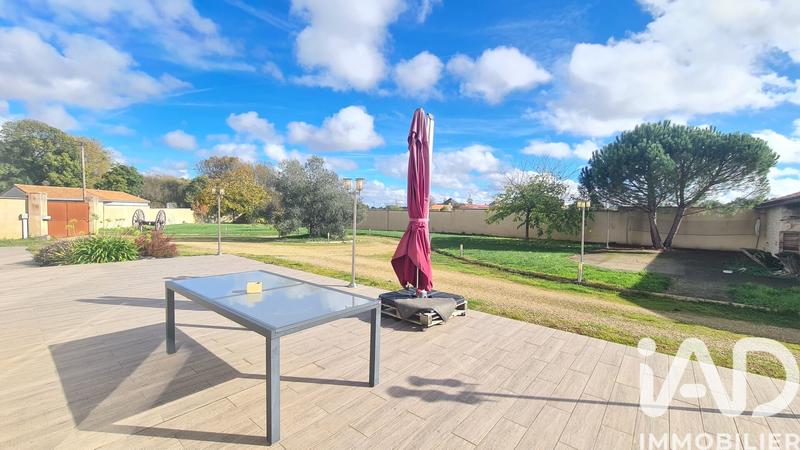 Maison - 327 m² - 7 pièces