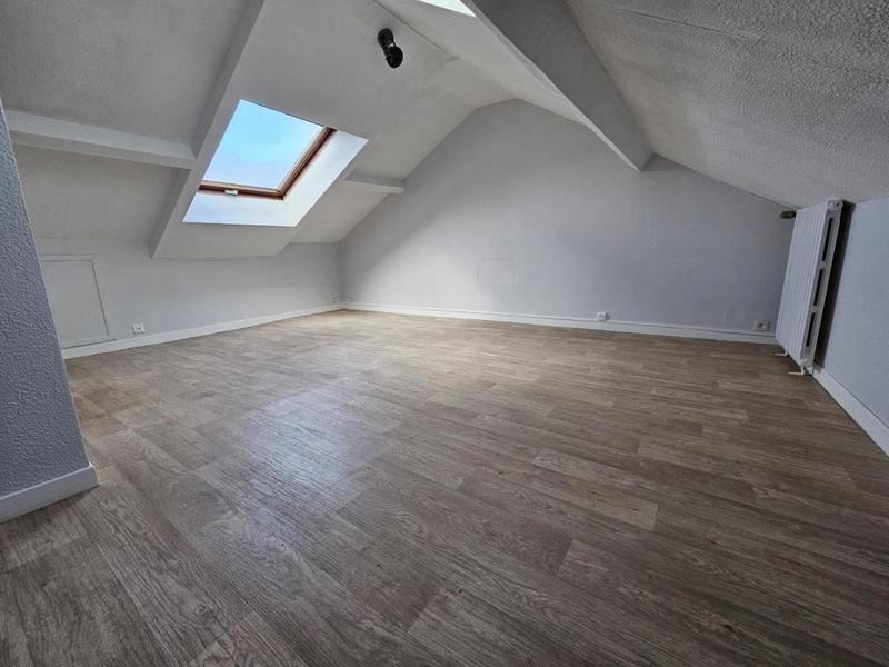 Maison - 158 m² - 8 pièces