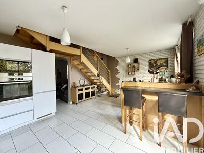 Maison - 74 m² - 4 pièces