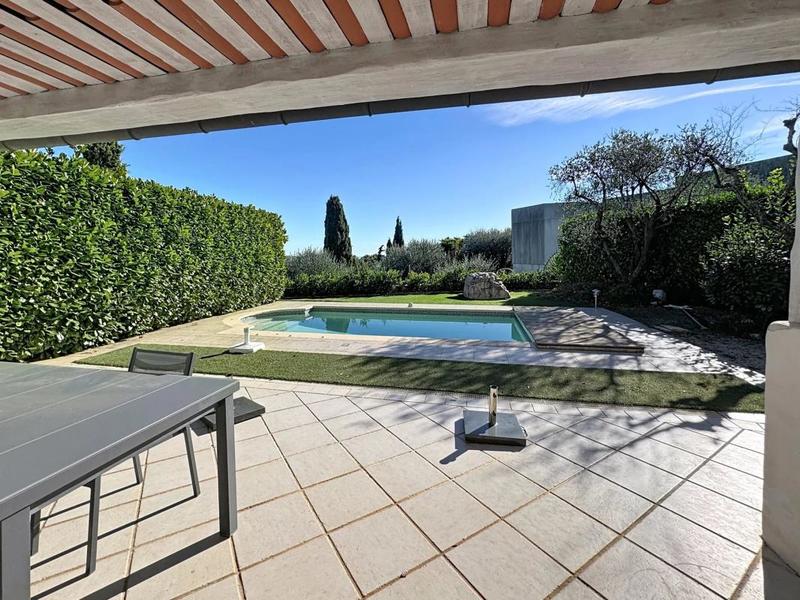 Villa - 130 m² - 6 pièces