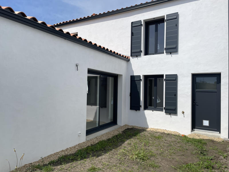 Maison - 85 m² - 4 pièces