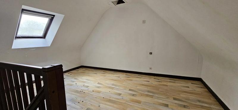 Maison - 157 m² - 9 pièces