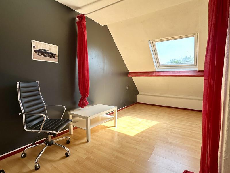 Maison - 110 m² - 6 pièces