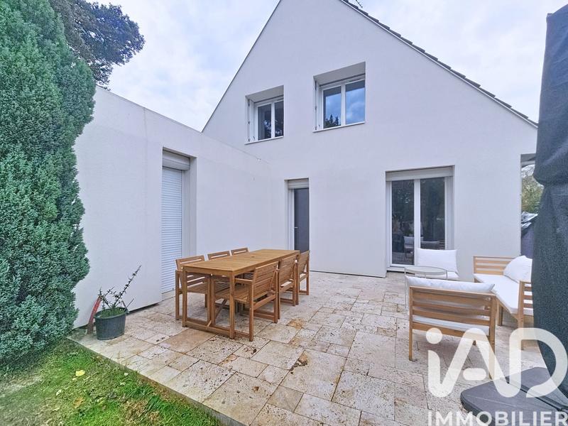 Maison - 130 m² - 5 pièces