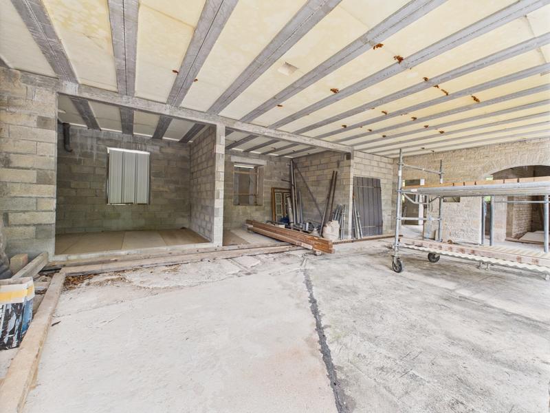 Maison - 312 m² - 8 pièces