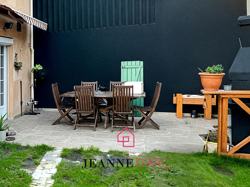 Maison - 135 m² - 4 pièces