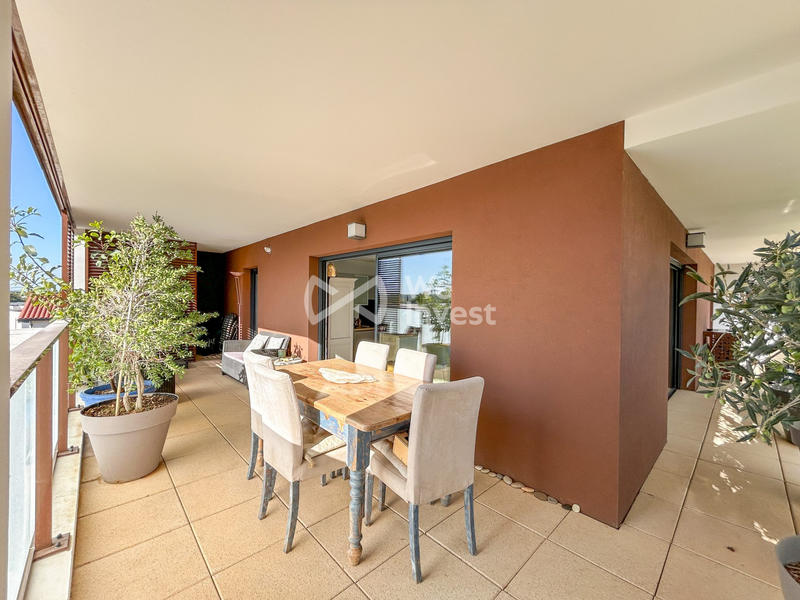 Appartement - 82 m² - 4 pièces