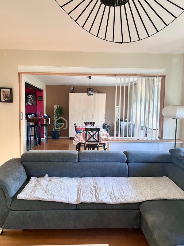 Appartement - 100 m² - 4 pièces