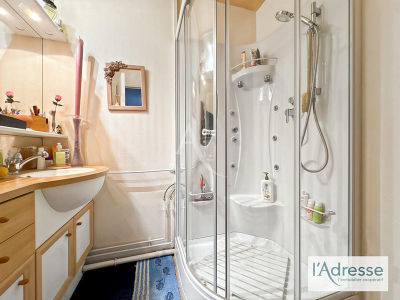 Appartement - 80 m² - 4 pièces