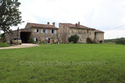 Ferme - 600 m² - 30 pièces