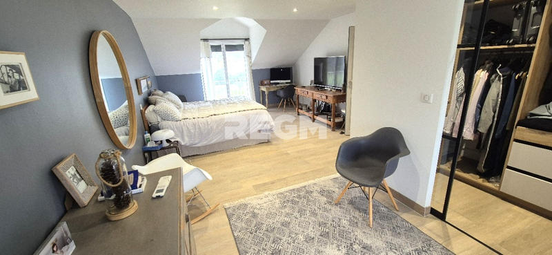 Villa - 177 m² - 5 pièces