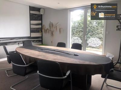 Local commercial - 131 m² - 6 pièces