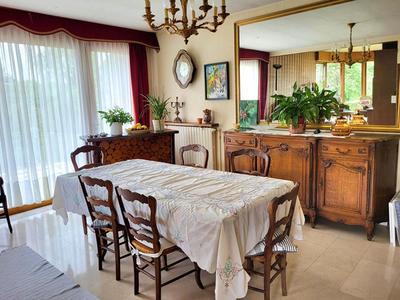 Maison - 91 m² - 4 pièces