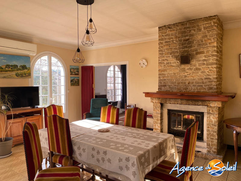 Maison - 170 m² - 5 pièces