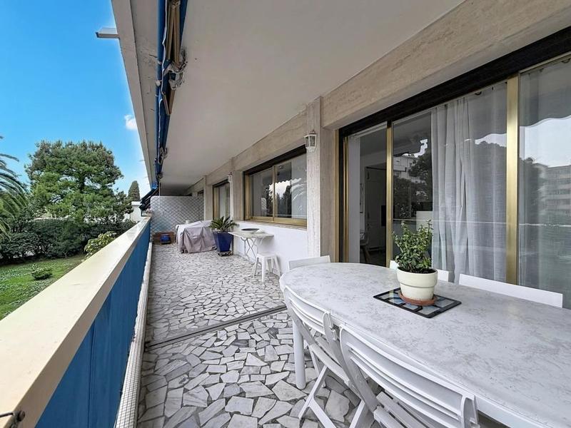 Appartement - 94 m² - 4 pièces