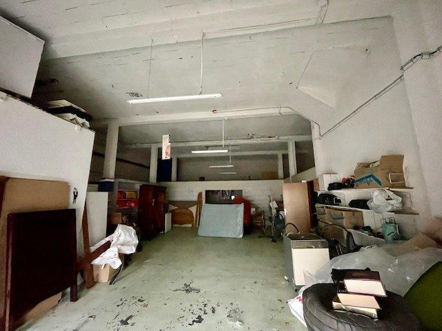 Maison - 295 m² - 4 pièces