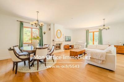 Maison - 156 m² - 6 pièces