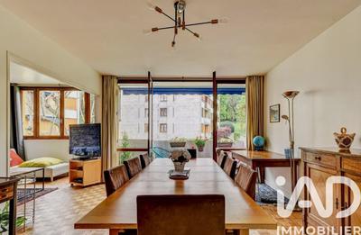 Appartement - 97 m² - 5 pièces