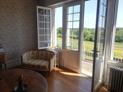 Maison - 182 m² - 6 pièces