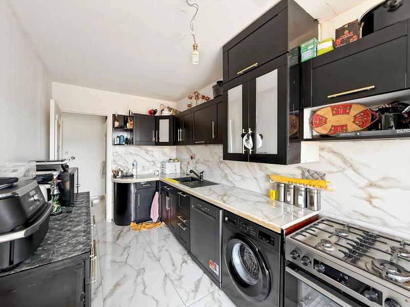 Appartement - 81 m² - 4 pièces