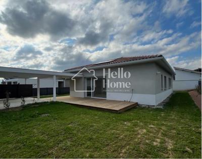 Maison traditionnelle - 112 m² - 5 pièces