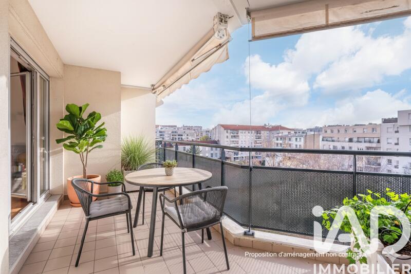 Appartement - 92 m² - 4 pièces
