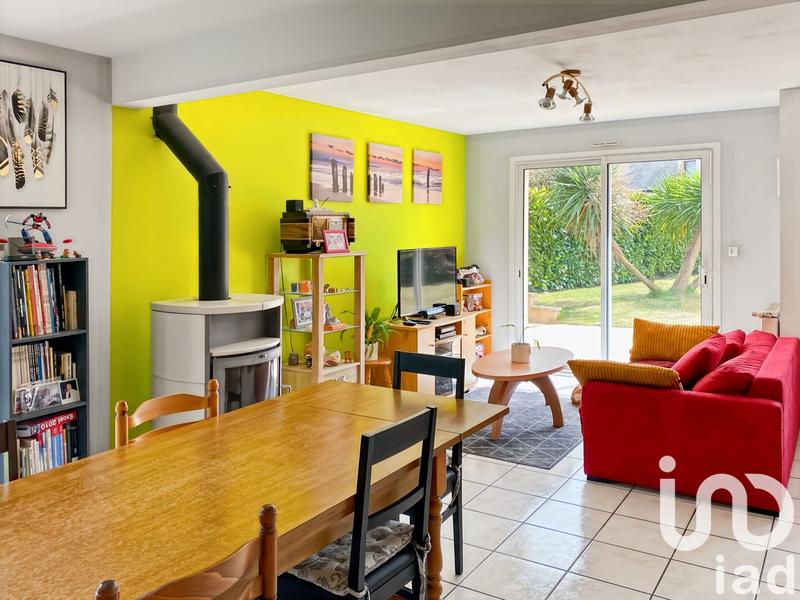 Maison - 93 m² - 5 pièces